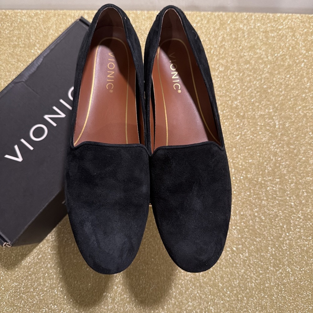Vionic Black Suede Sz 8 Slip-on Loafer/Flats New With Box Never Worn